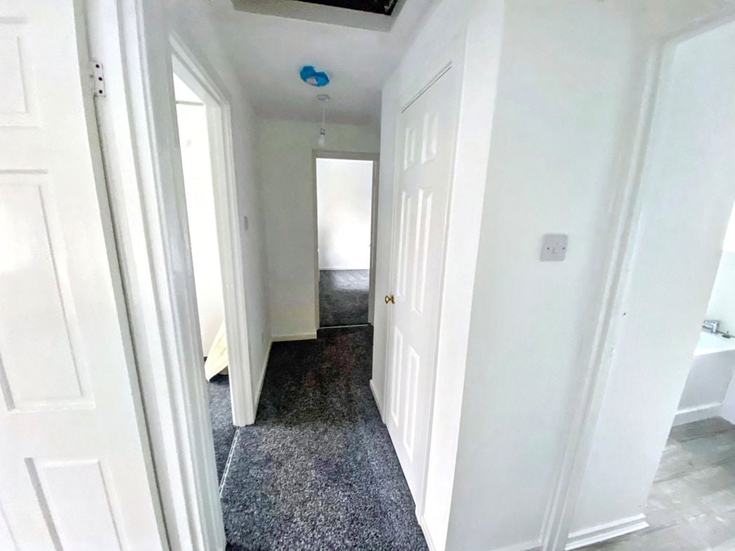 Property image 10 of 17