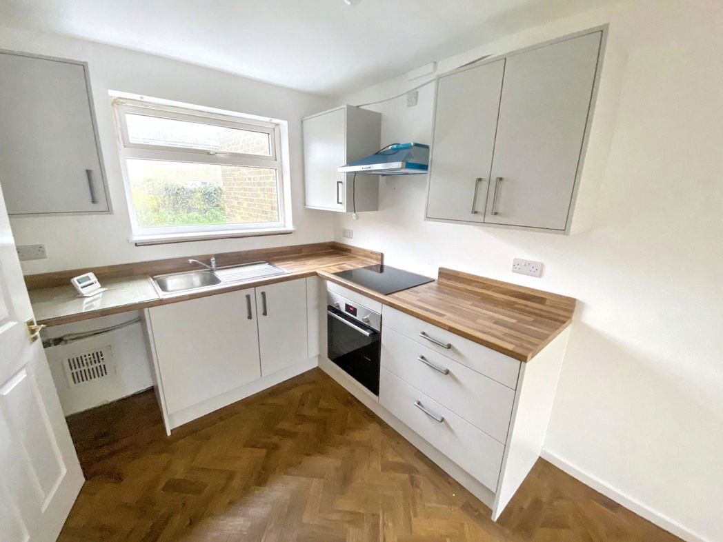 Property image 7 of 17