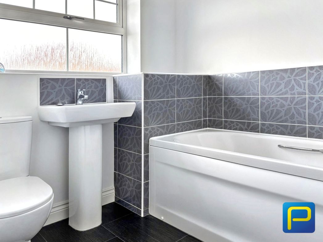 Property image 10 of 12