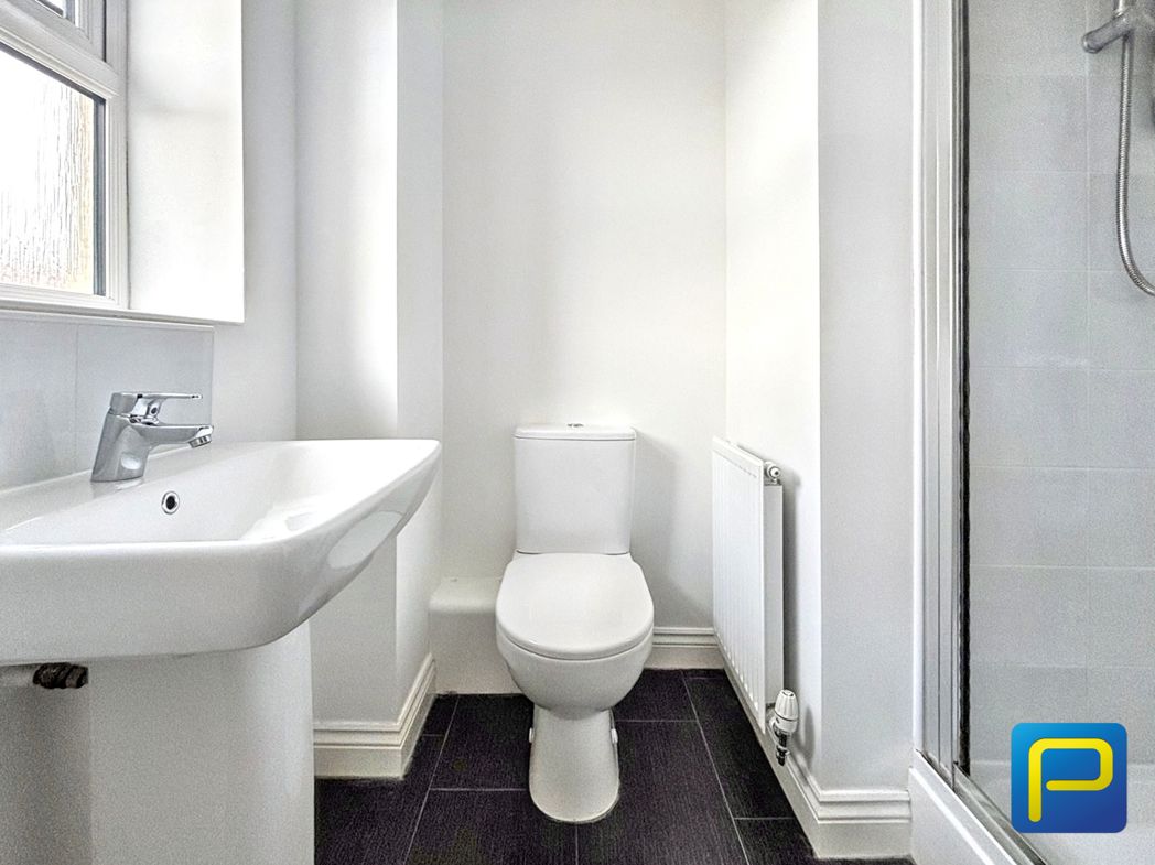 Property image 7 of 12