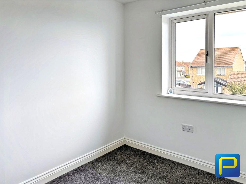 Property image 9 of 12