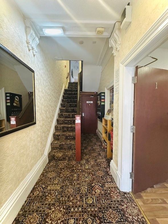 Property image 8 of 36