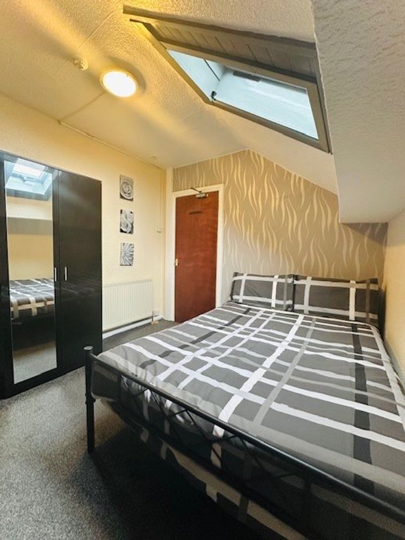 Property image 15 of 36