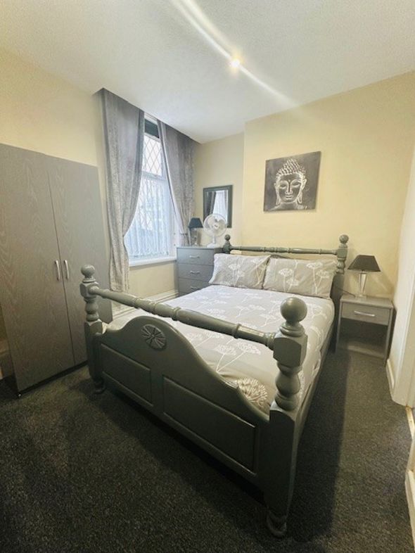 Property image 23 of 36