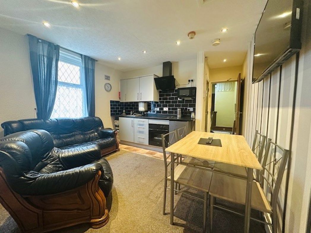 Property image 12 of 36