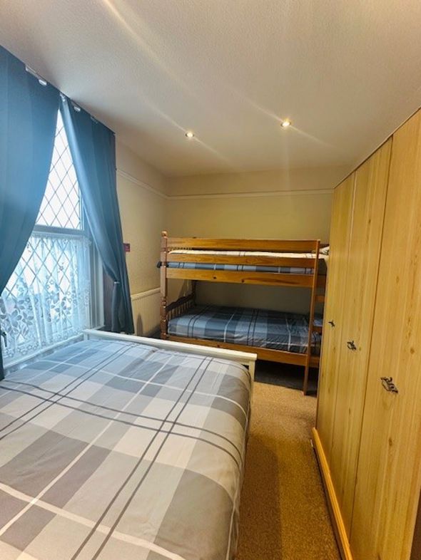 Property image 29 of 36