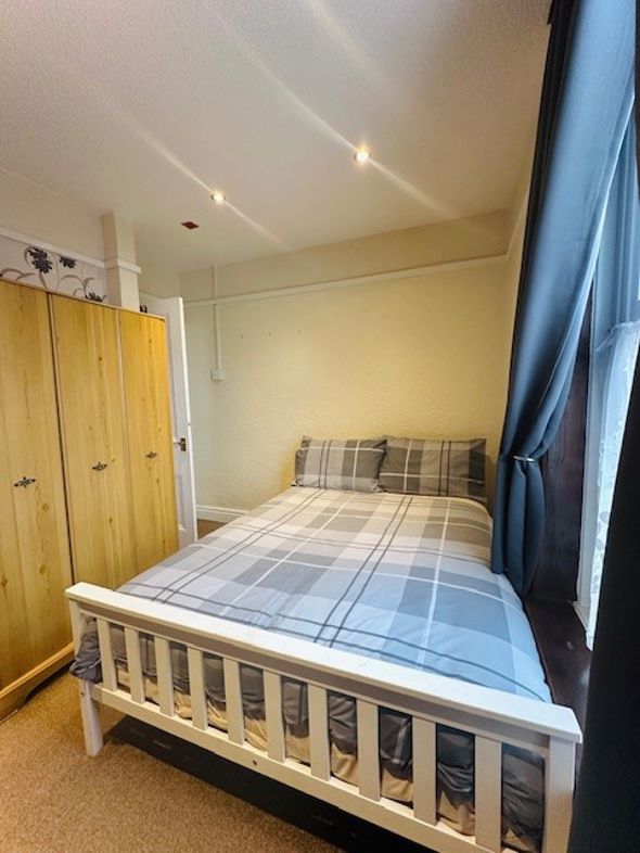 Property image 30 of 36