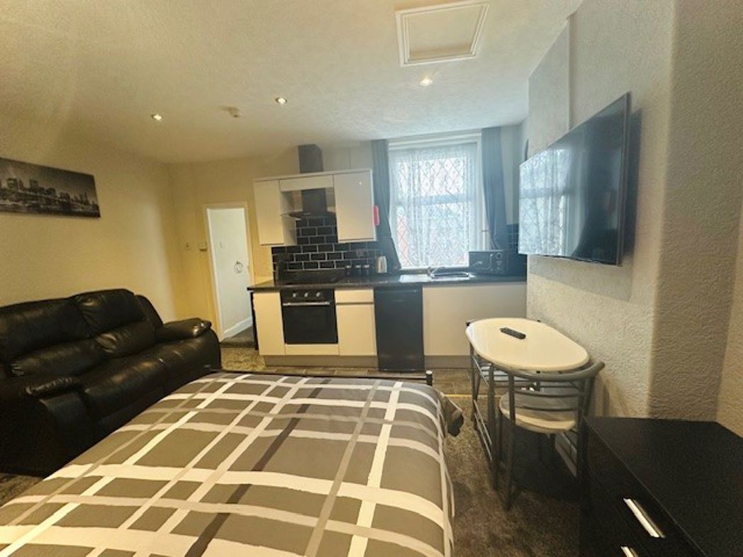 Property image 34 of 36