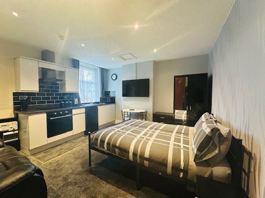 Property image 35 of 36