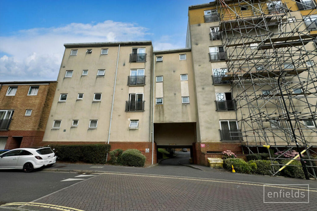 Property image 1 of 15