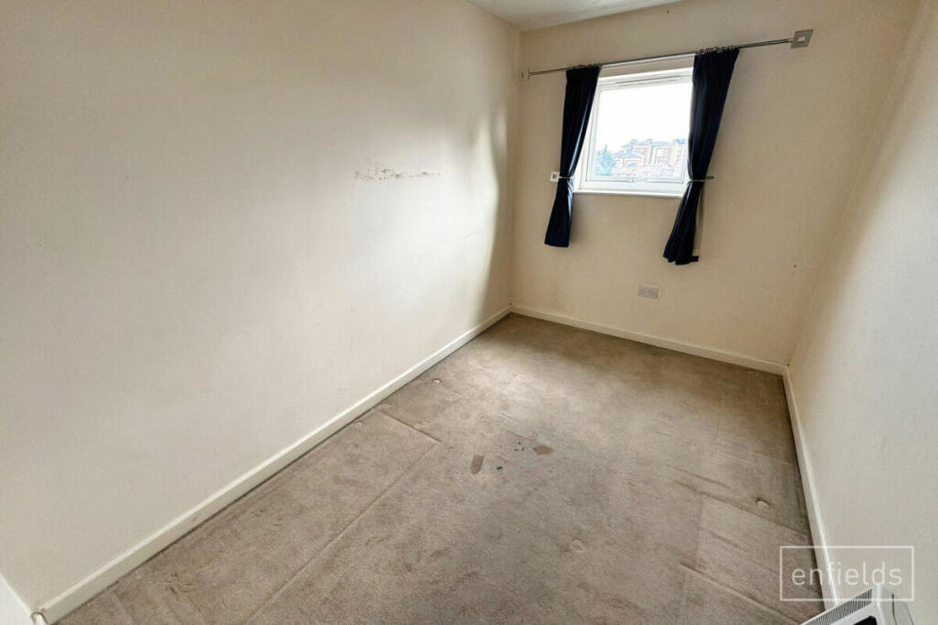 Property image 5 of 15