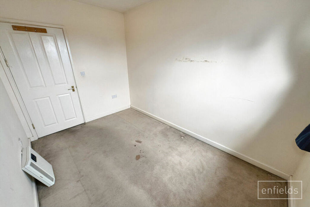 Property image 10 of 15