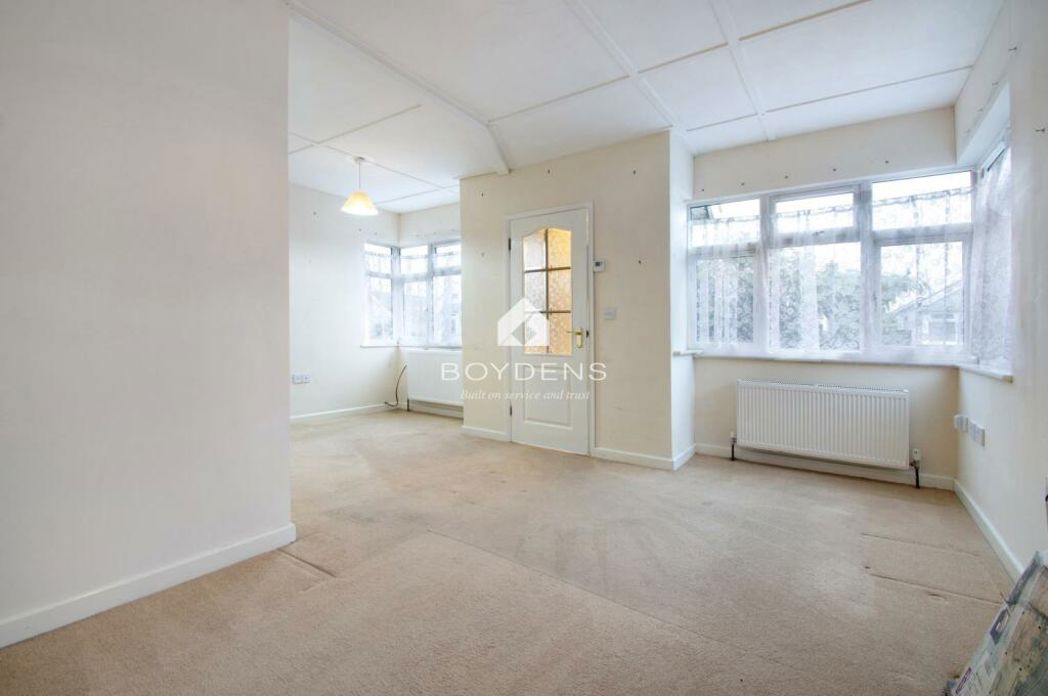 Property image 2 of 7