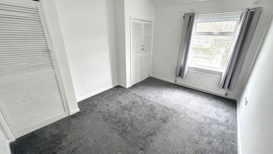 Property image 12 of 17