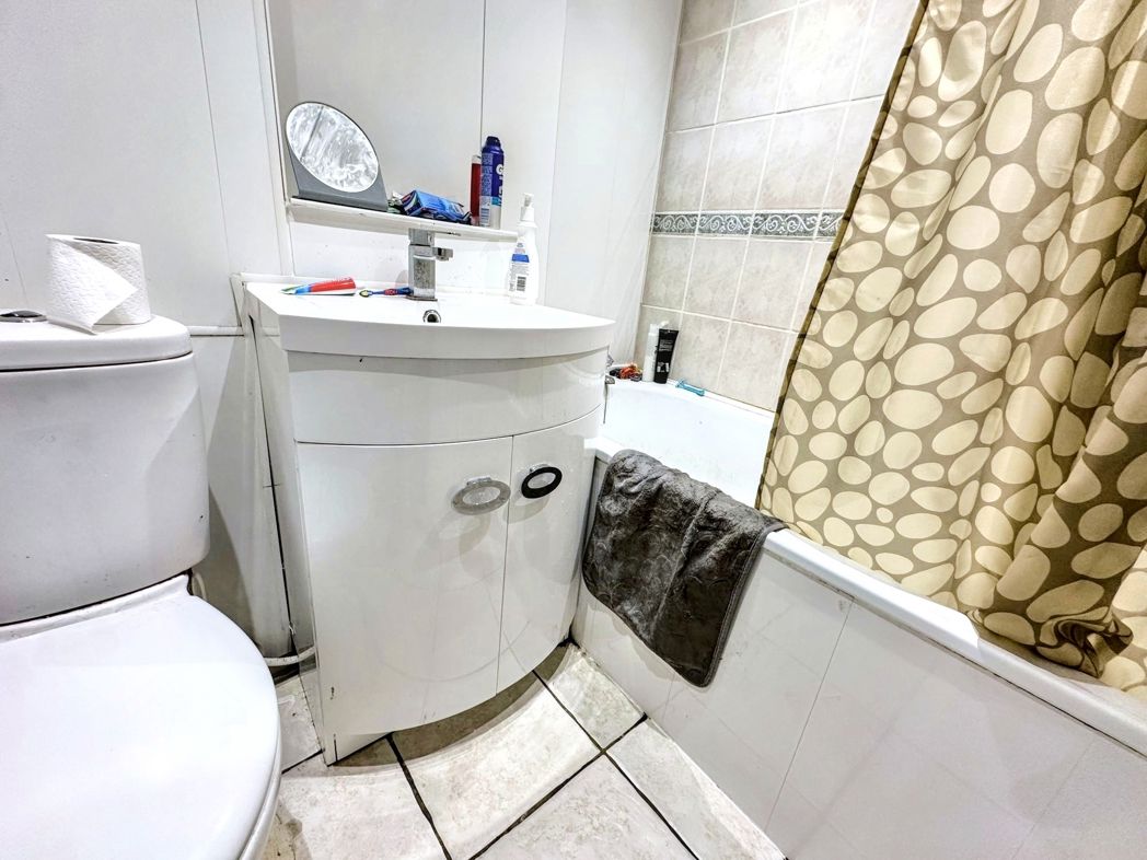 Property image 7 of 7
