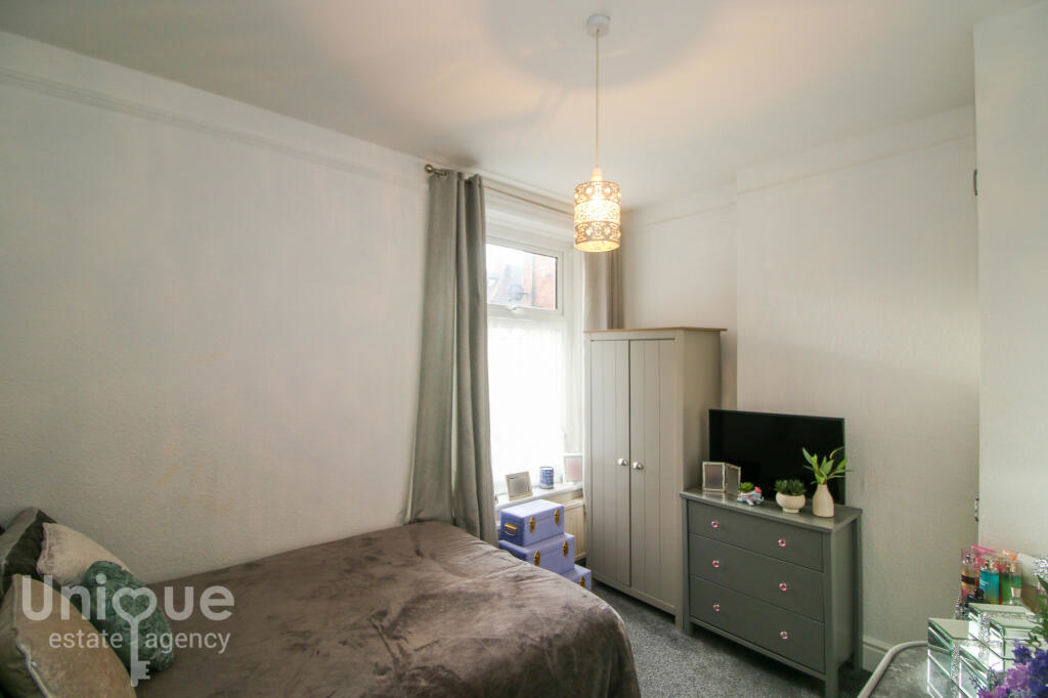 Property image 6 of 15