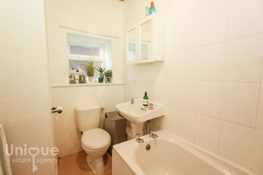 Property image 8 of 15