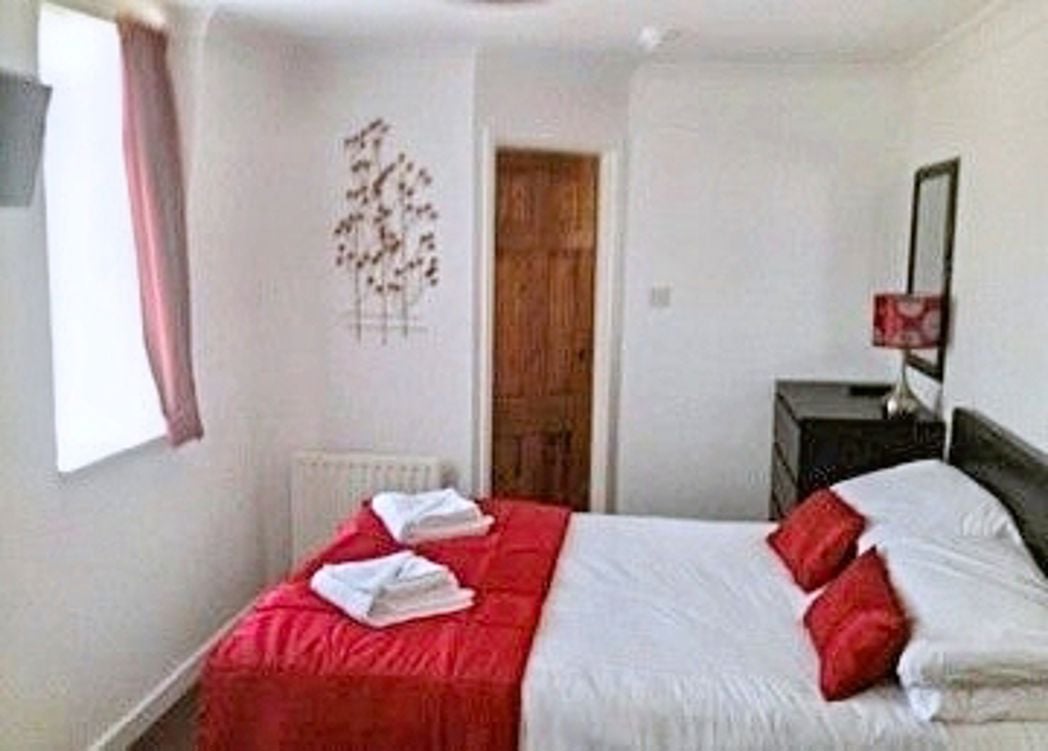 Property image 11 of 24