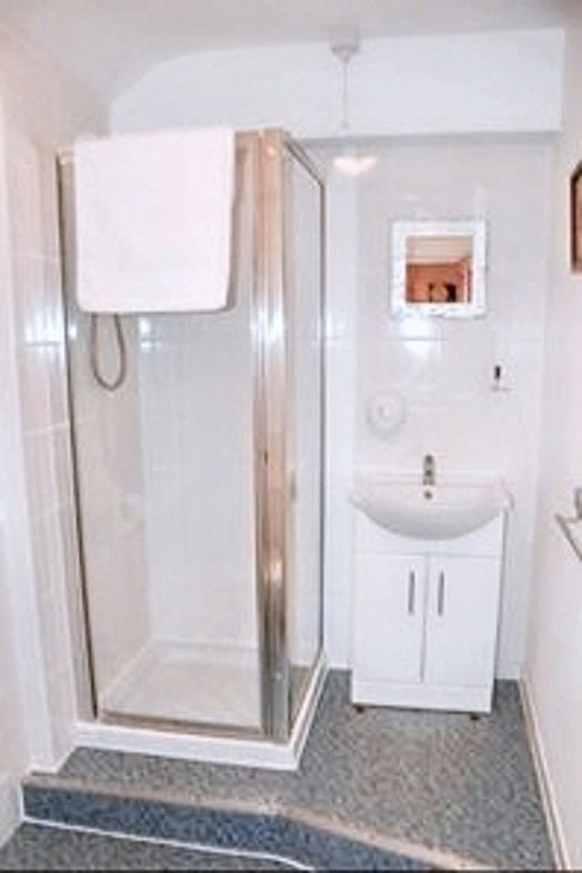 Property image 17 of 24