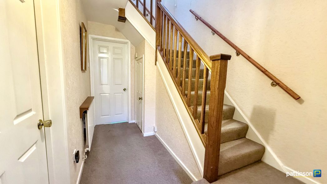 Property image 6 of 34