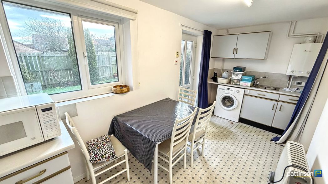 Property image 16 of 34
