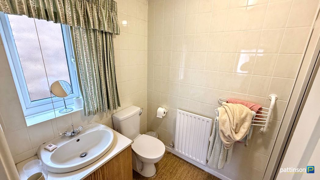 Property image 21 of 34