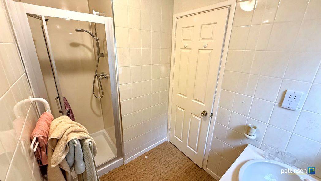 Property image 20 of 34