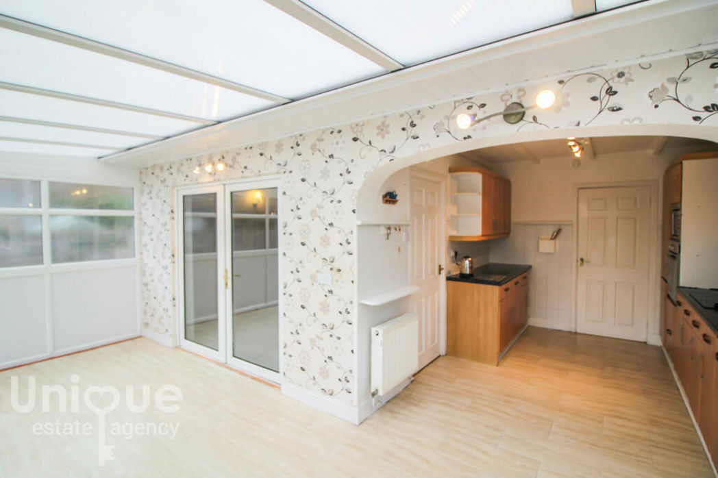 Property image 5 of 16