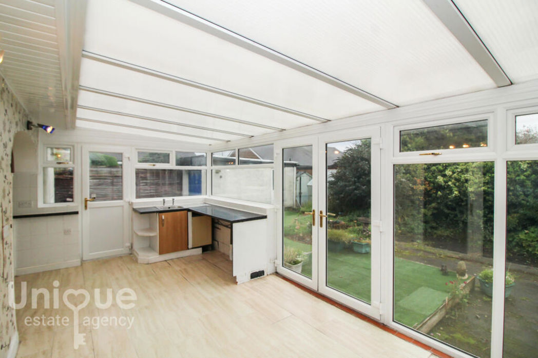 Property image 7 of 16
