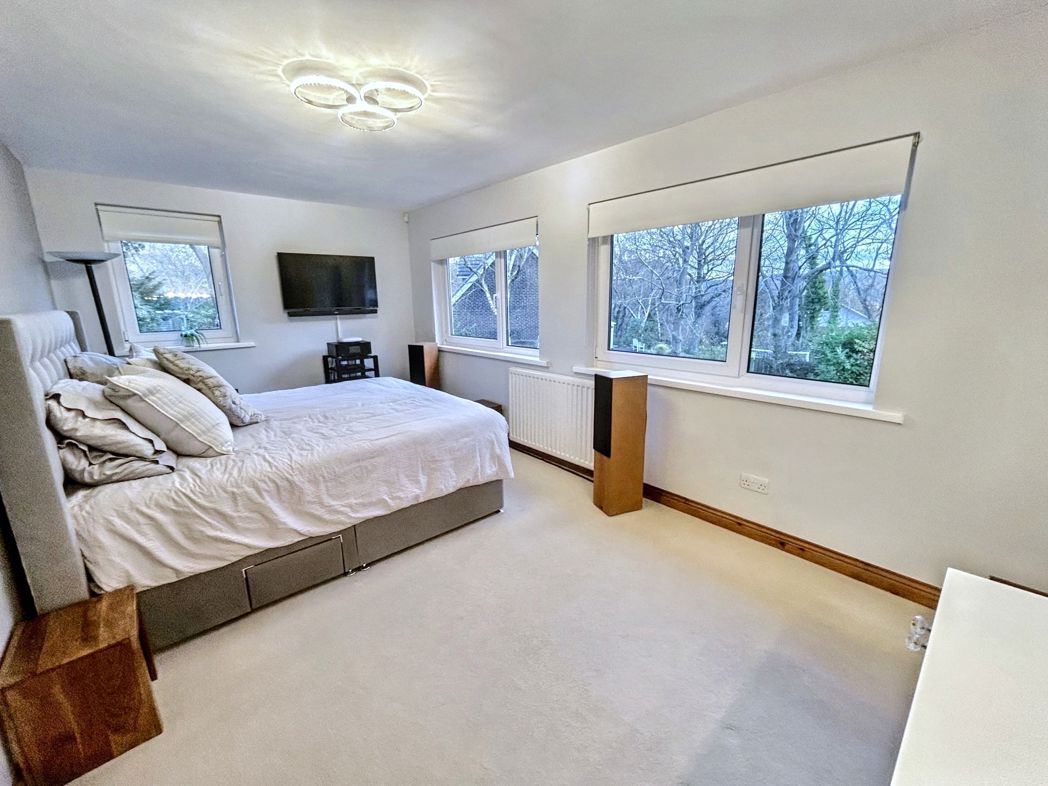 Property image 10 of 56