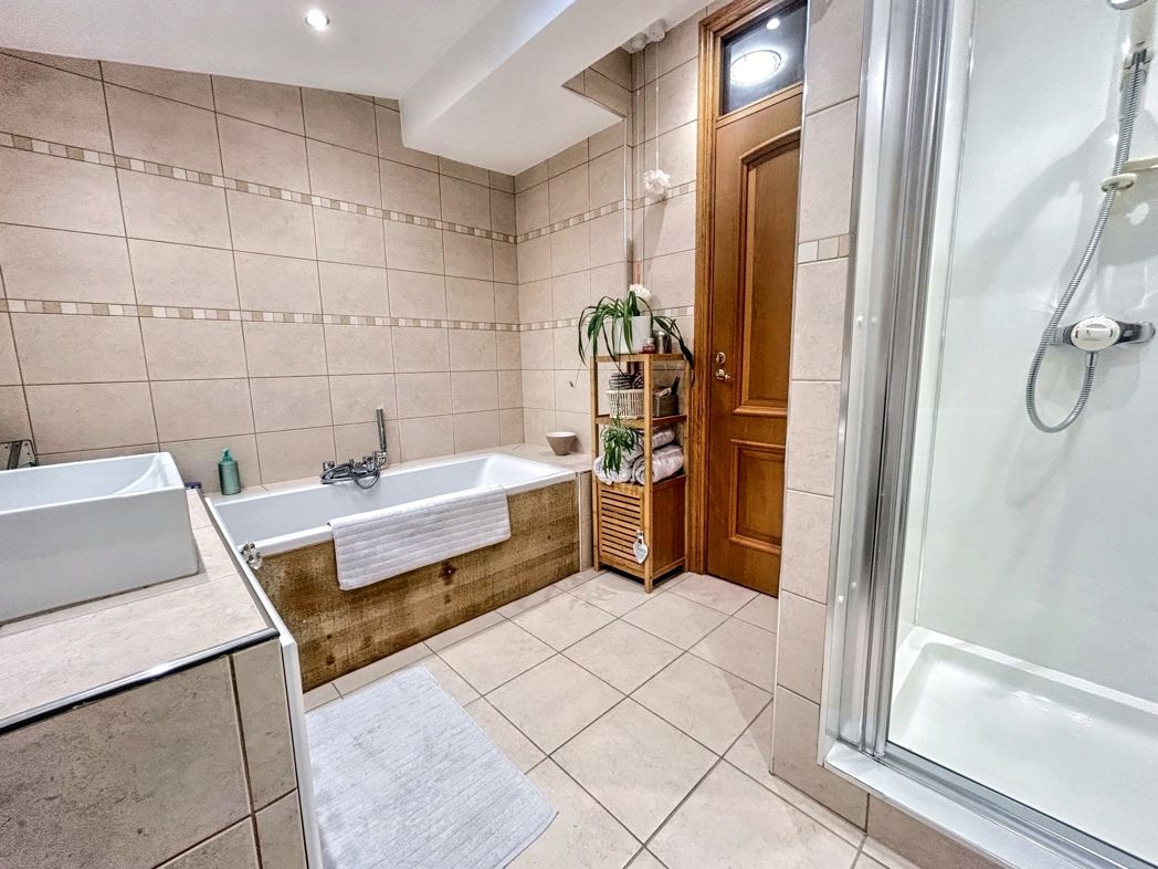 Property image 16 of 56