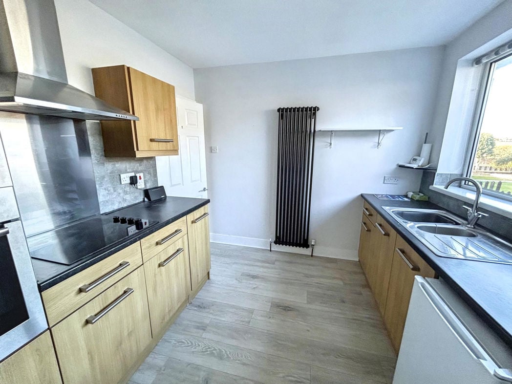 Property image 3 of 14