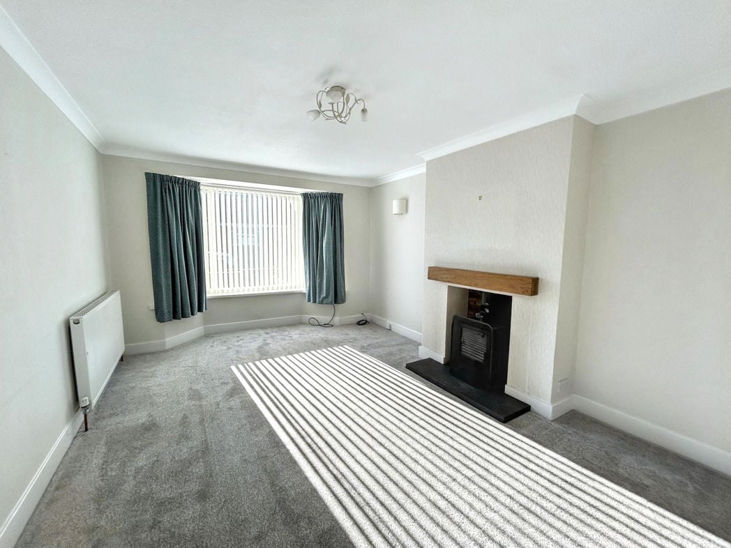 Property image 2 of 14