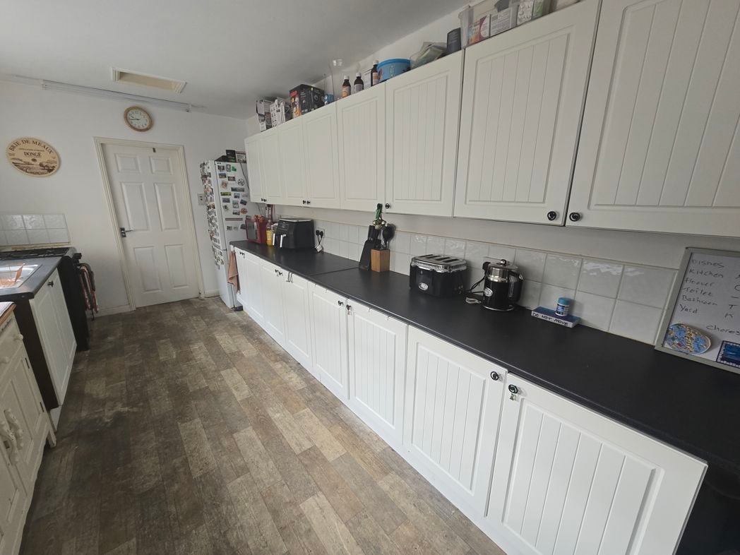 Property image 3 of 11