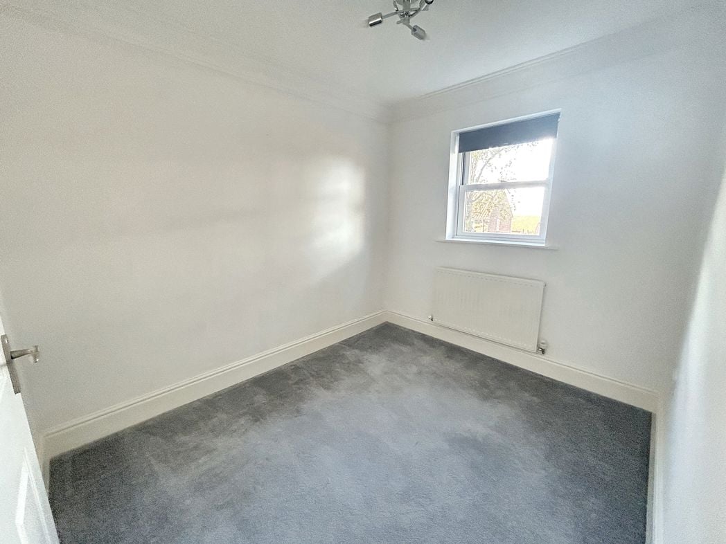 Property image 5 of 19