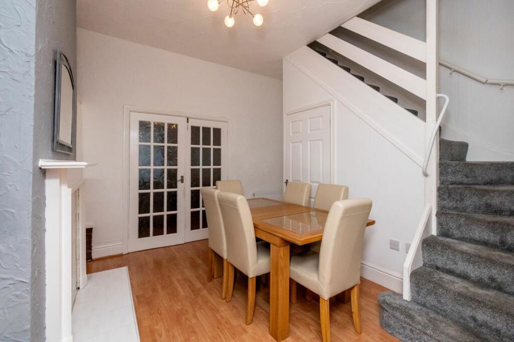 Property image 5 of 11