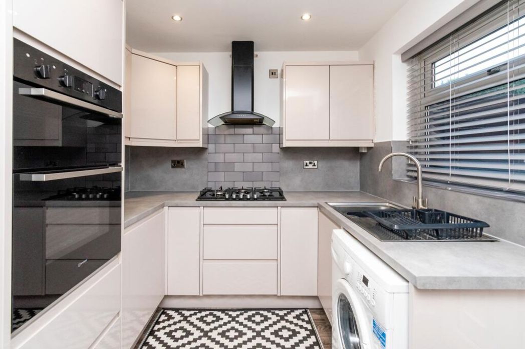 Property image 3 of 11