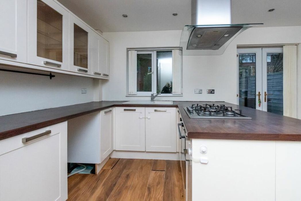 Property image 13 of 30
