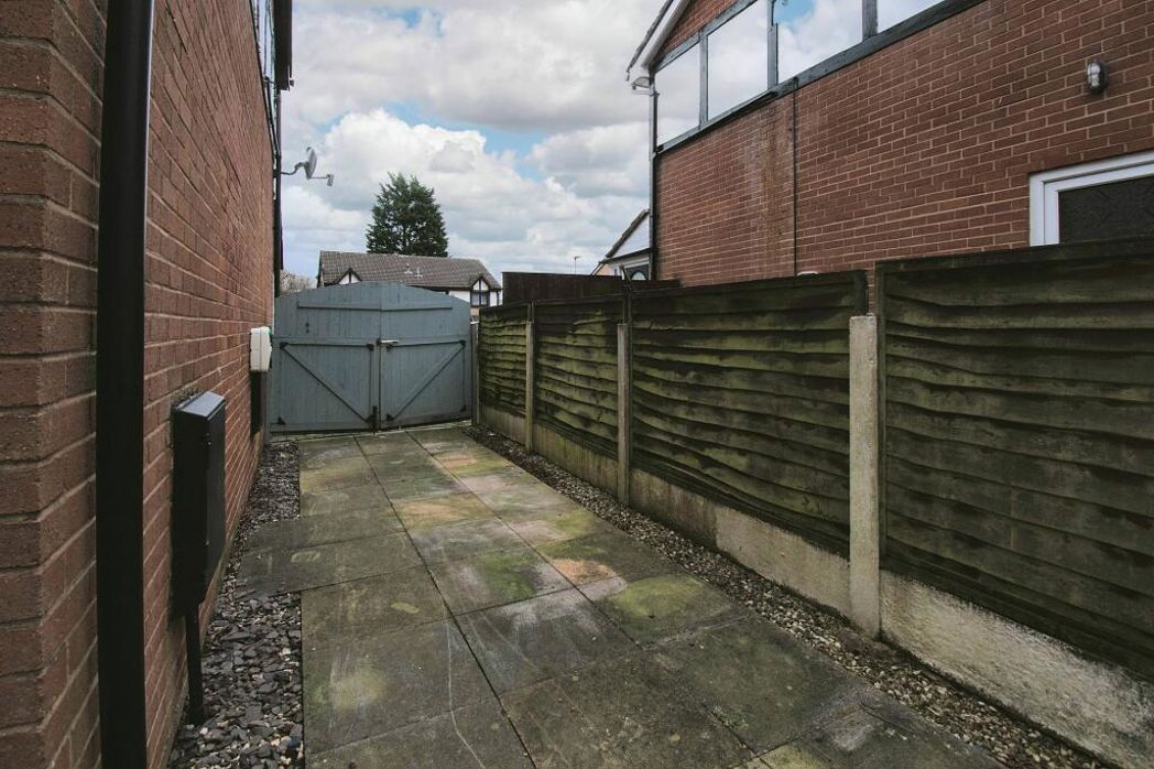 Property image 27 of 30