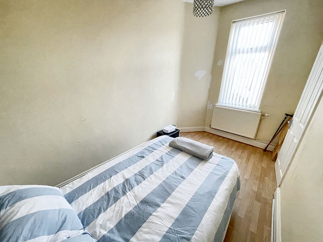Property image 6 of 8
