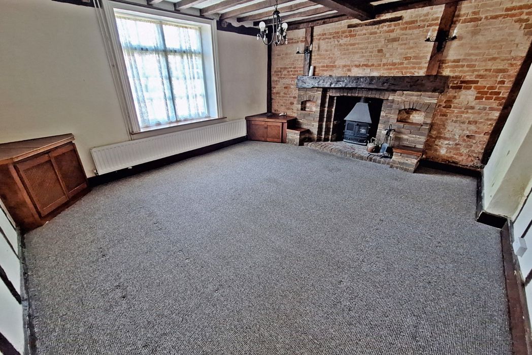 Property image 4 of 11