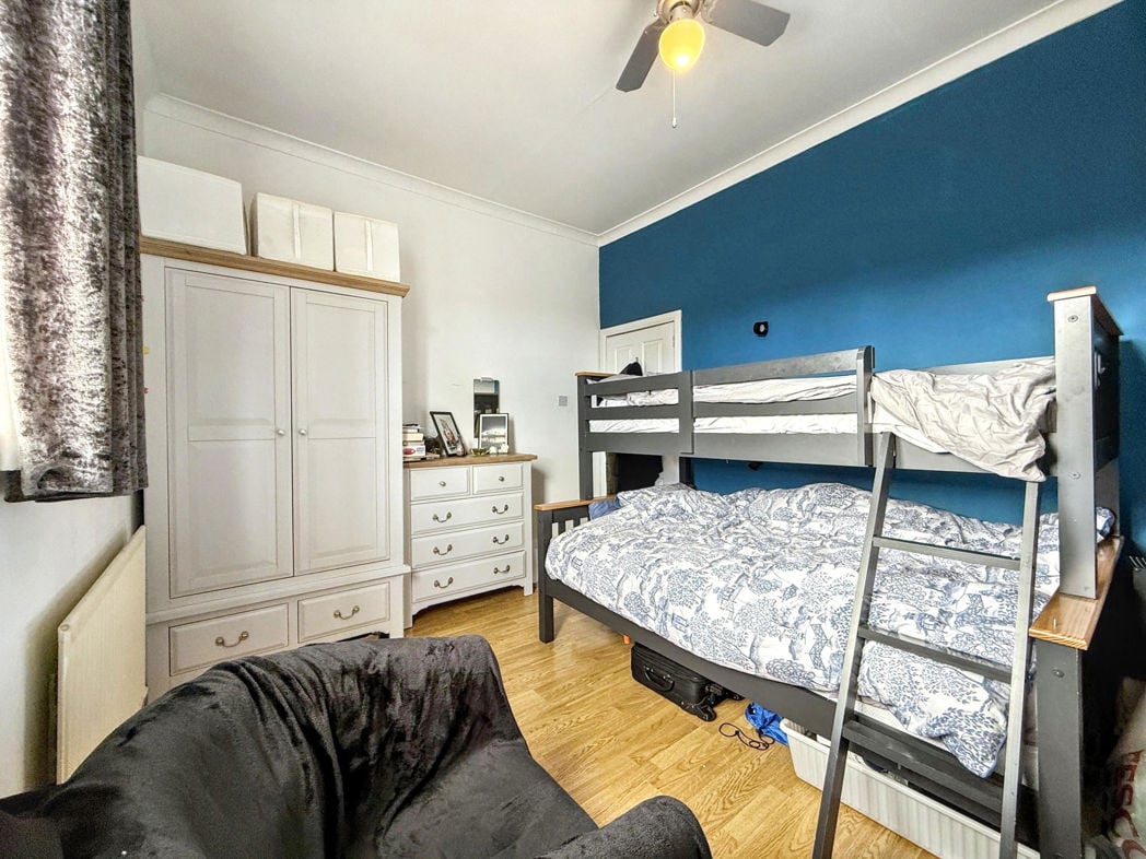 Property image 18 of 23
