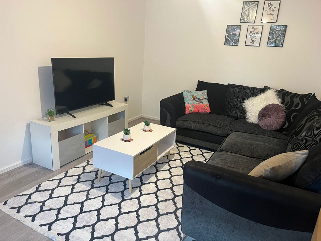 Property image 4 of 19
