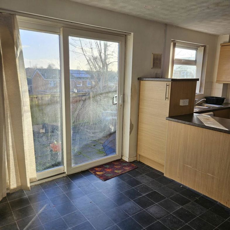 Property image 5 of 15