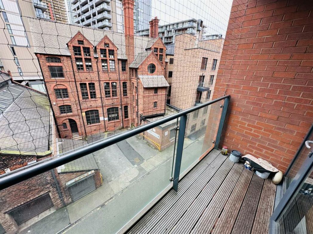 Property image 4 of 8