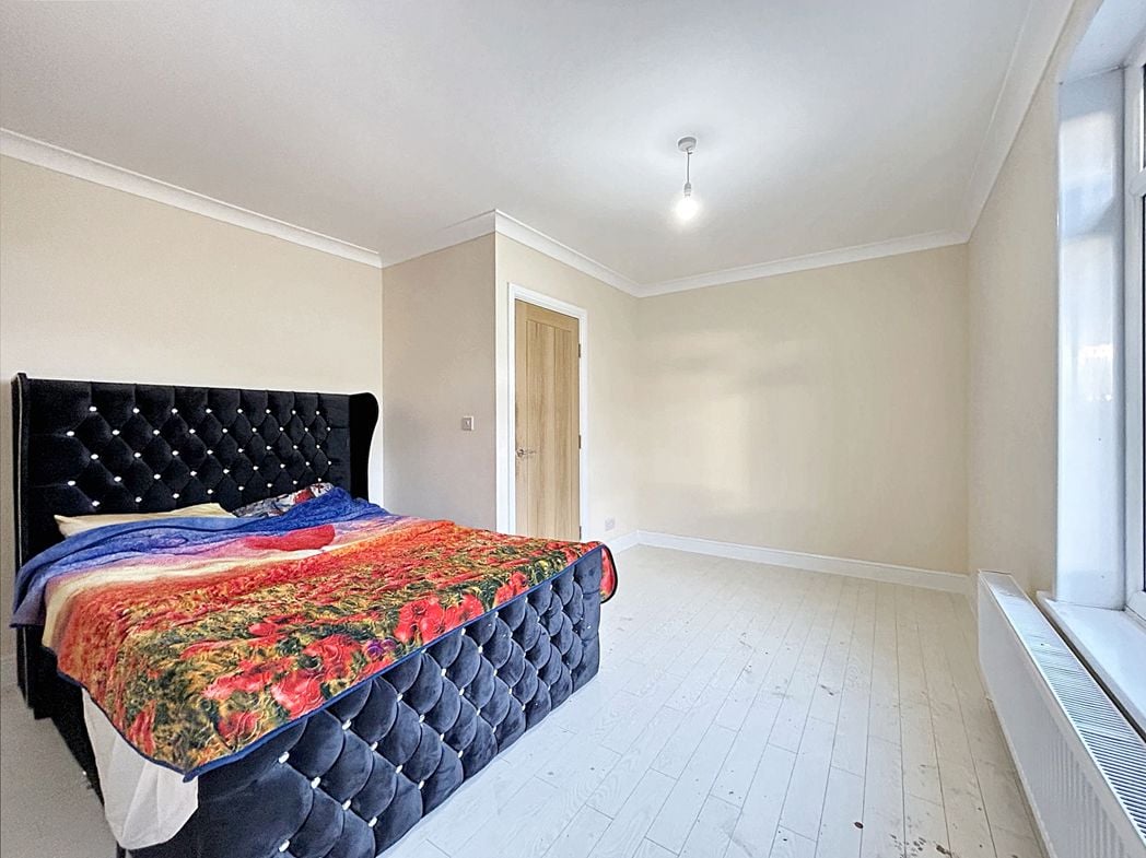 Property image 13 of 22