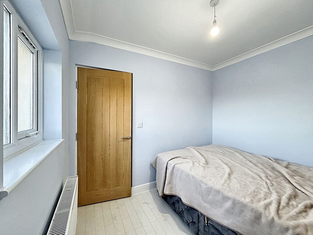 Property image 16 of 22