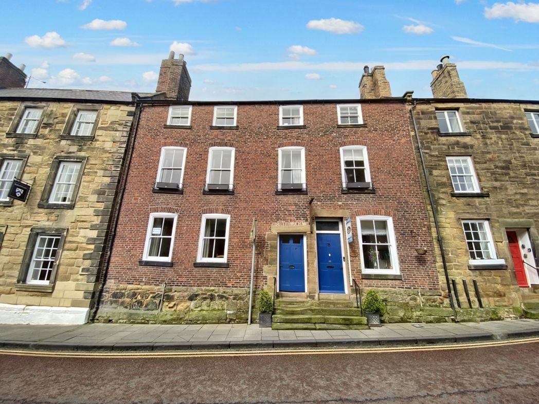 Property image 1 of 23
