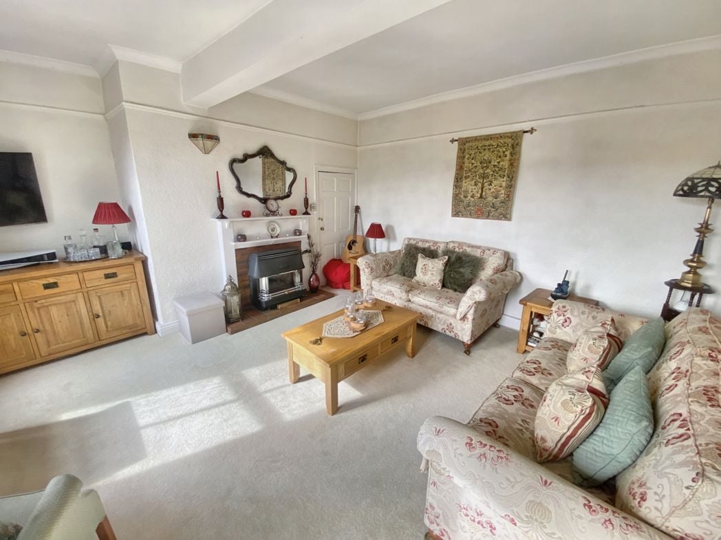 Property image 8 of 23