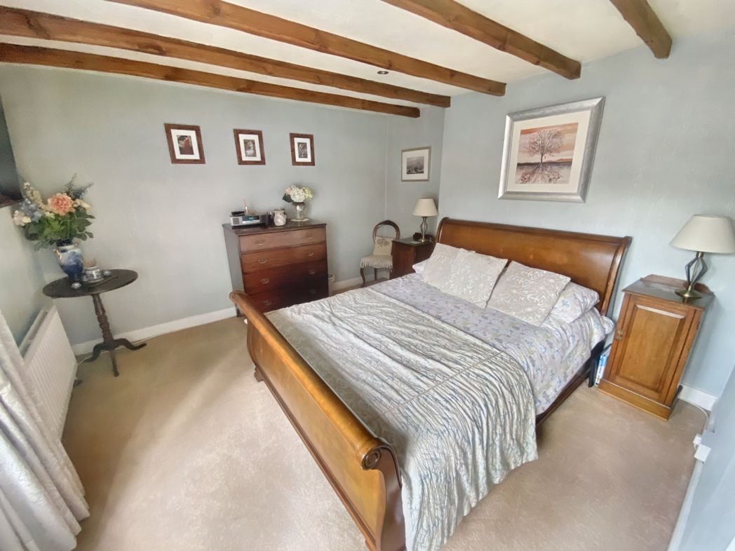 Property image 11 of 23